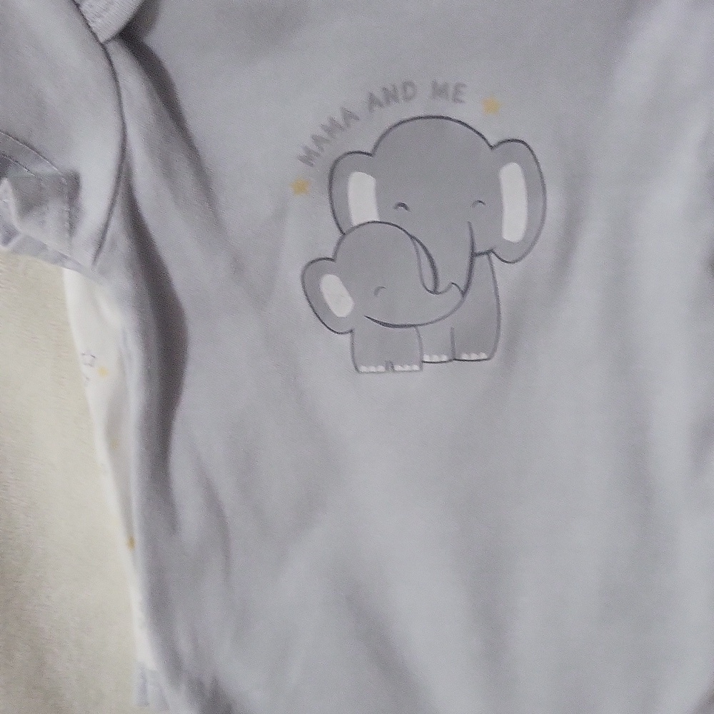 Adorable Light Gray Elephant 3 Bodysuit Set - Picture 5 of 5